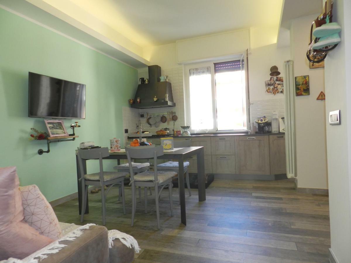 Casa Sissi Apartment Albisola Superiore Luaran gambar