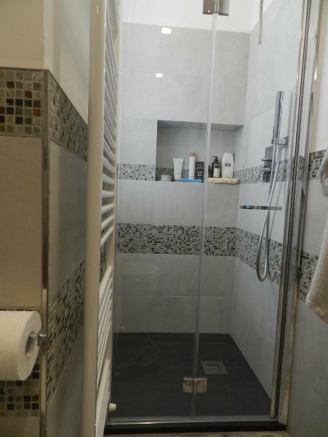 Casa Sissi Apartment Albisola Superiore Luaran gambar